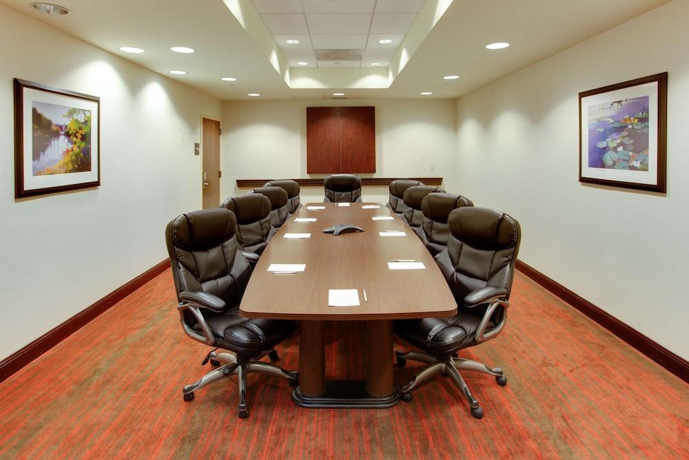 Hampton Inn By Hilton Garden City Long Island المظهر الخارجي الصورة