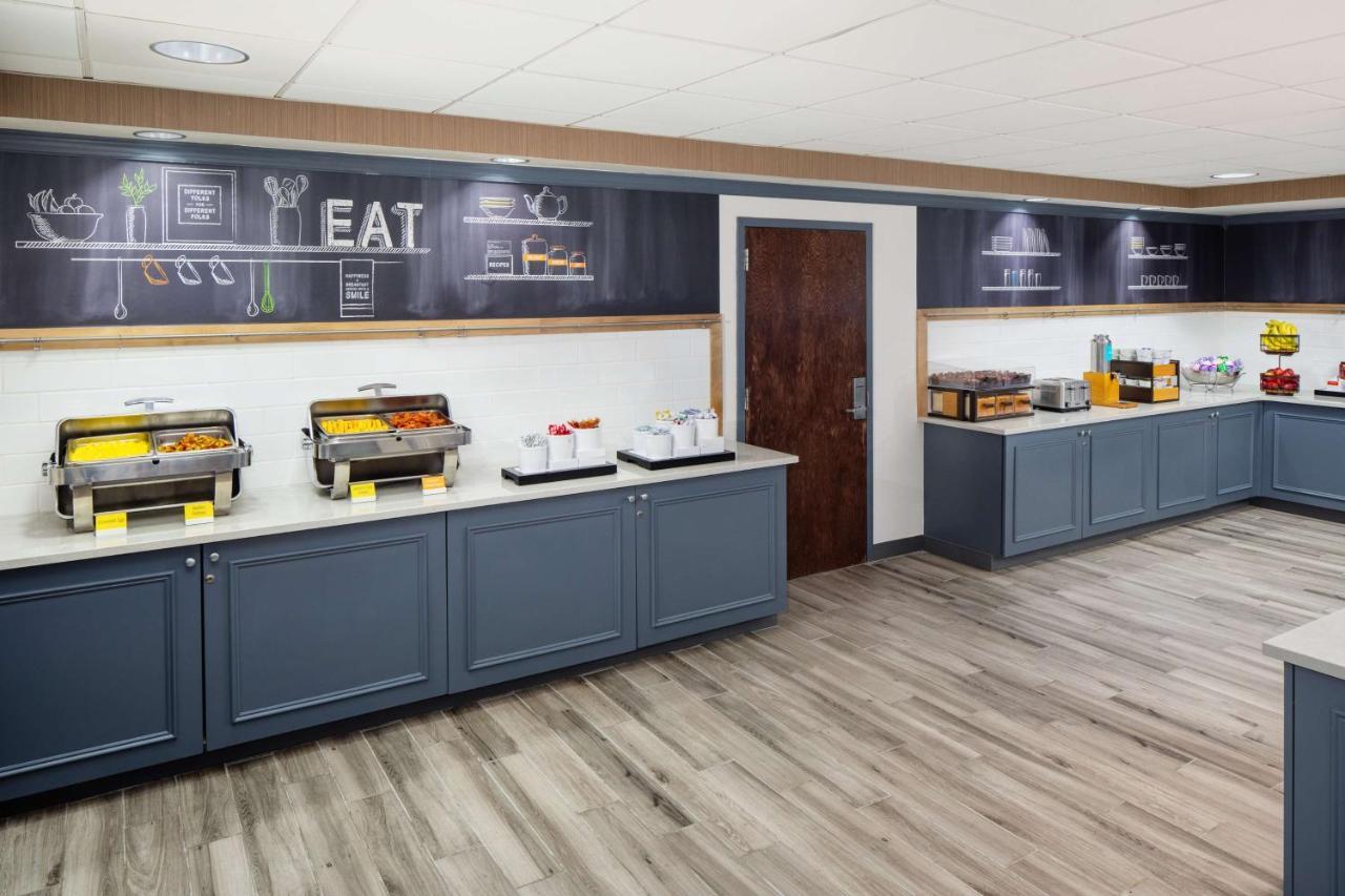 Hampton Inn By Hilton Garden City Long Island المظهر الخارجي الصورة