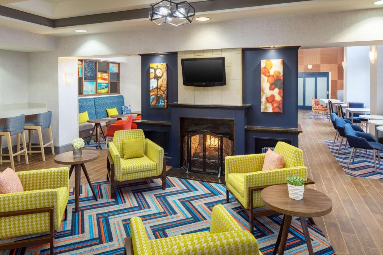 Hampton Inn By Hilton Garden City Long Island المظهر الخارجي الصورة